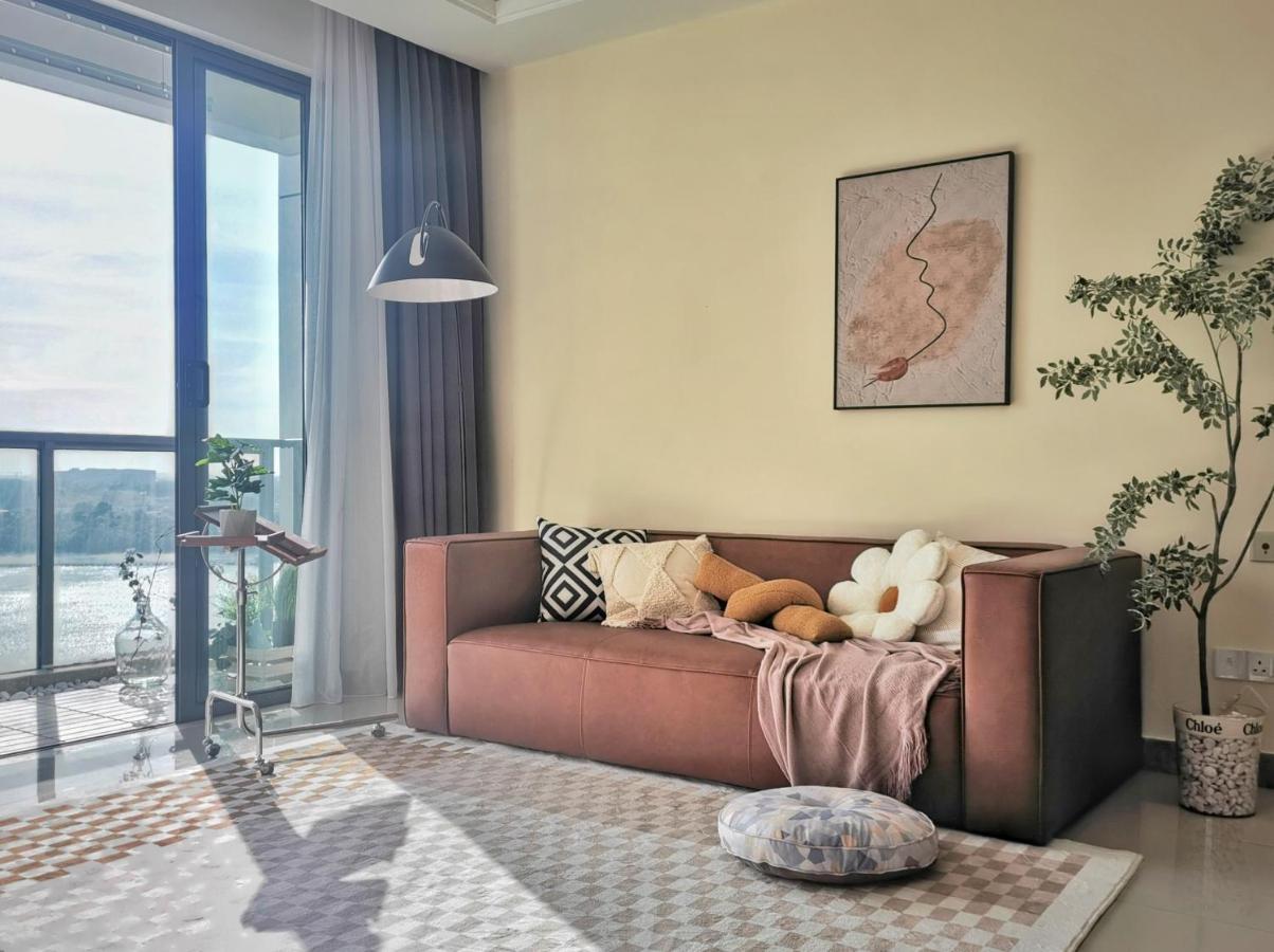 Yussy 2 Bedroom Sea View Condo At R&F Princess Cove Johor Bahru Exterior foto
