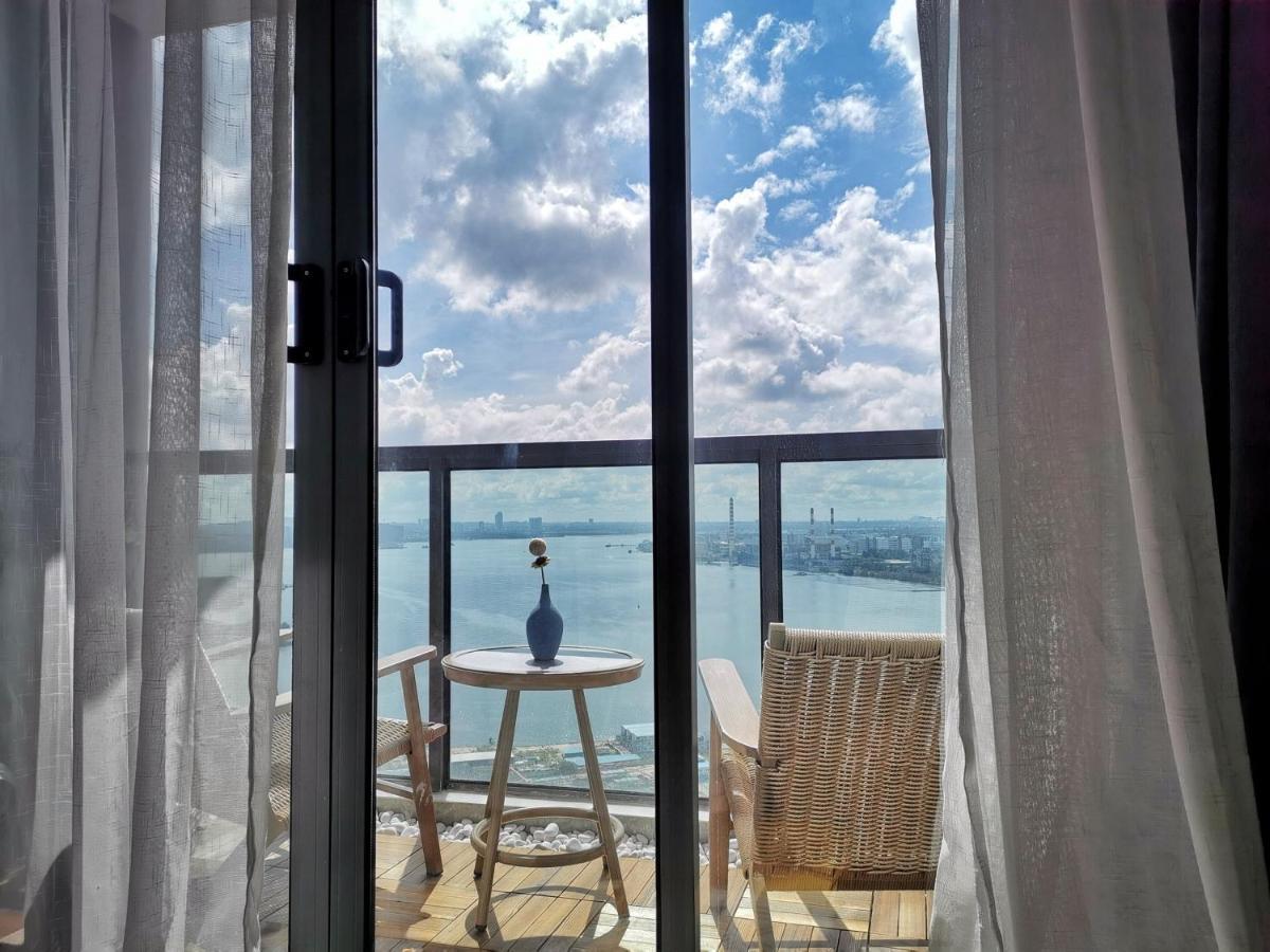 Yussy 2 Bedroom Sea View Condo At R&F Princess Cove Johor Bahru Exterior foto