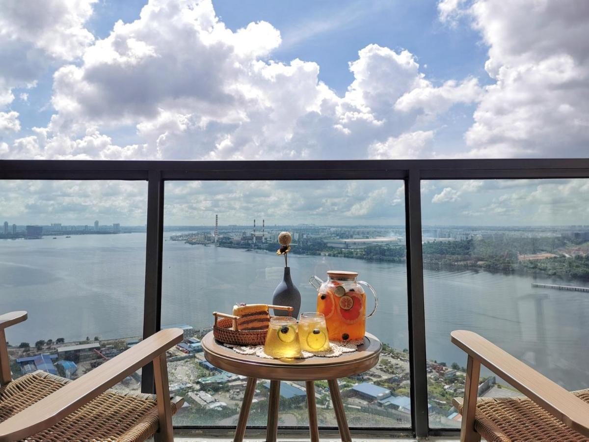 Yussy 2 Bedroom Sea View Condo At R&F Princess Cove Johor Bahru Exterior foto